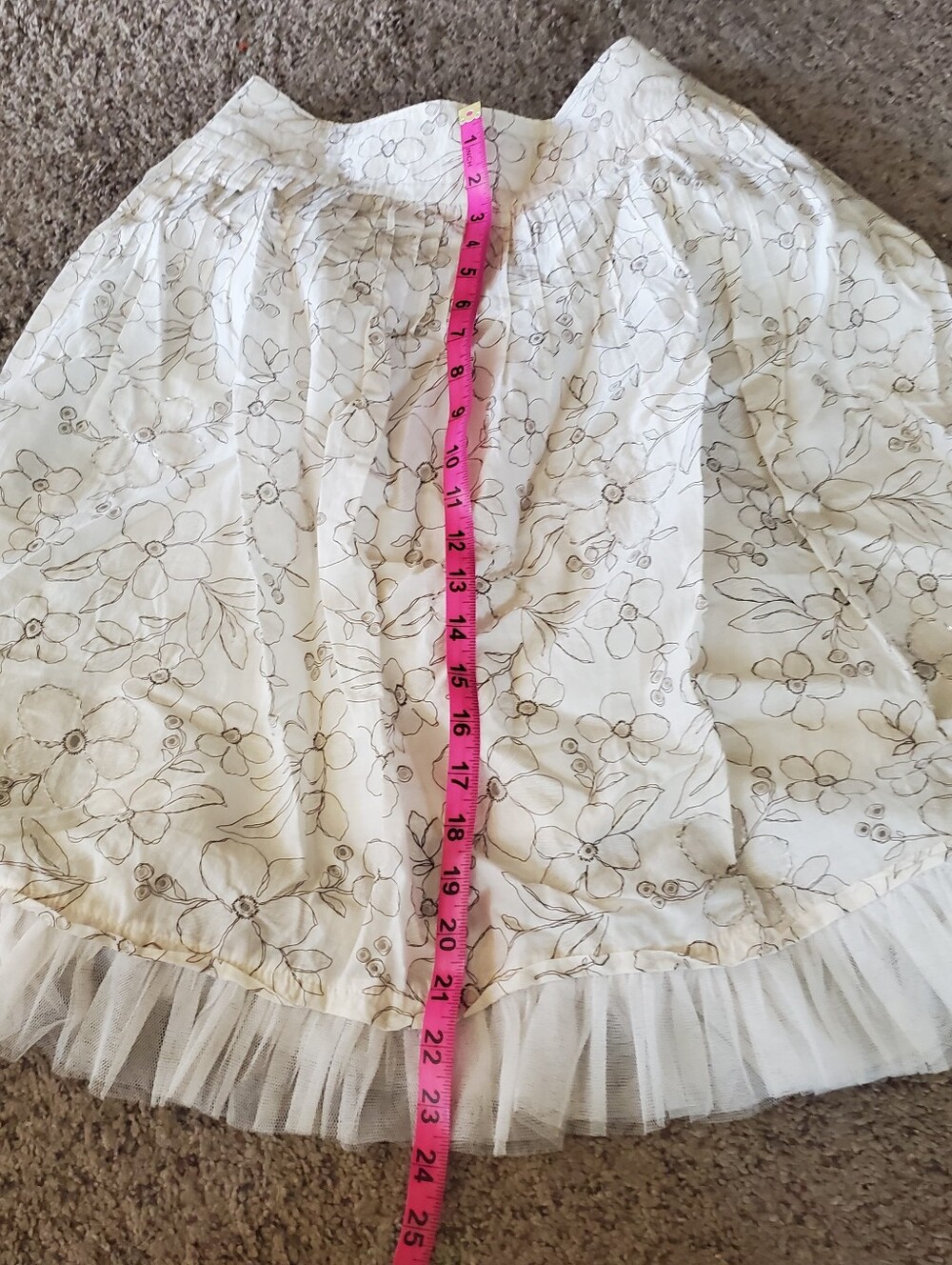 skirt - Picture 4 of 10
